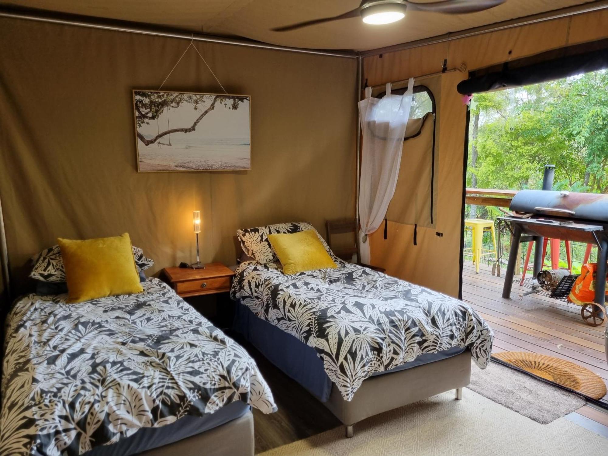 Birdsong Retreat - On Lamb Island Bed & Breakfast Karragarra Island Bagian luar foto