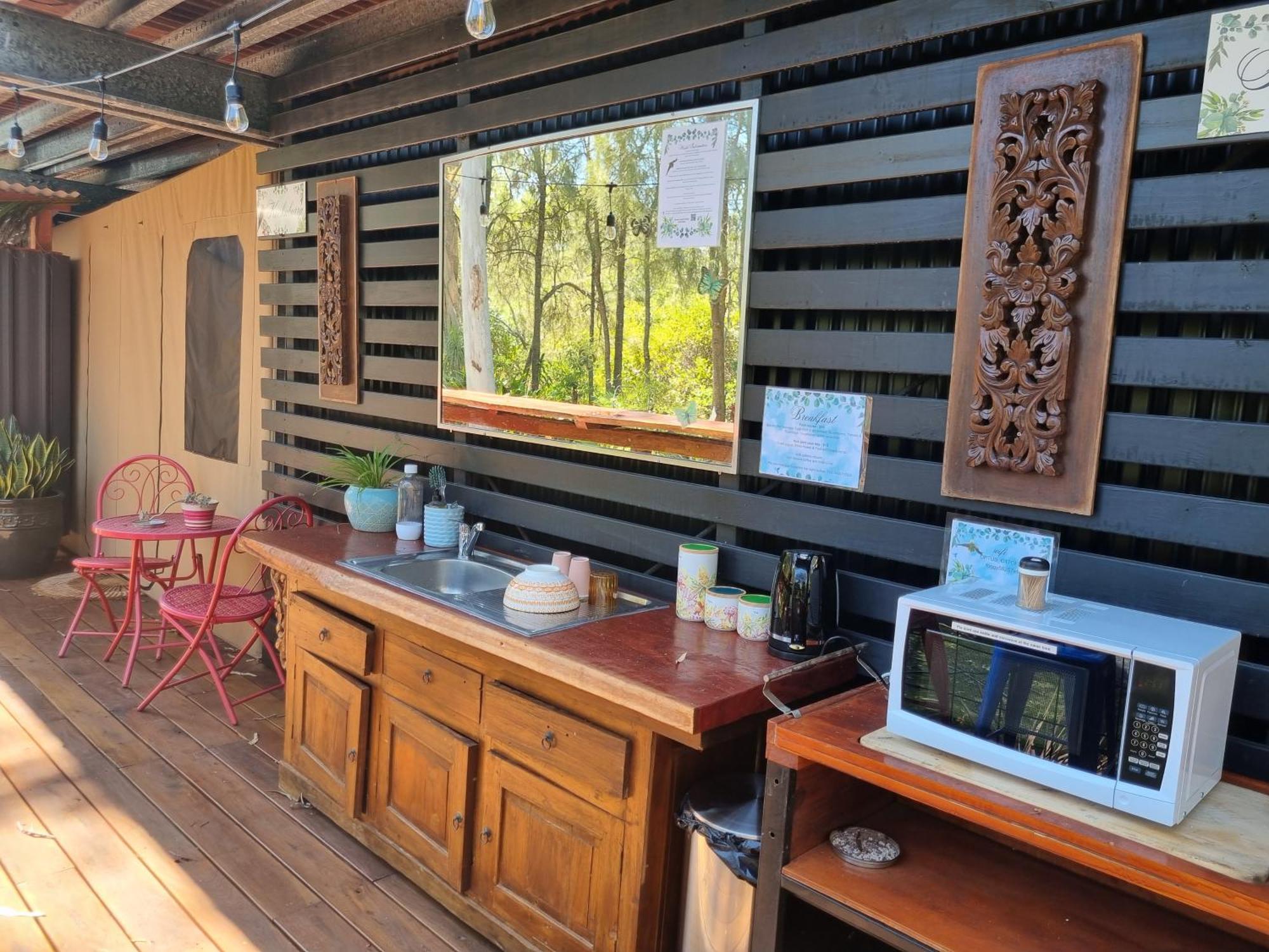 Birdsong Retreat - On Lamb Island Bed & Breakfast Karragarra Island Bagian luar foto